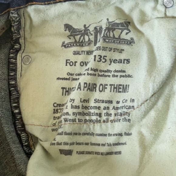 Levi's Relaxed Blue Denim Jeans Timeless Style 514 - Picture 9 of 10